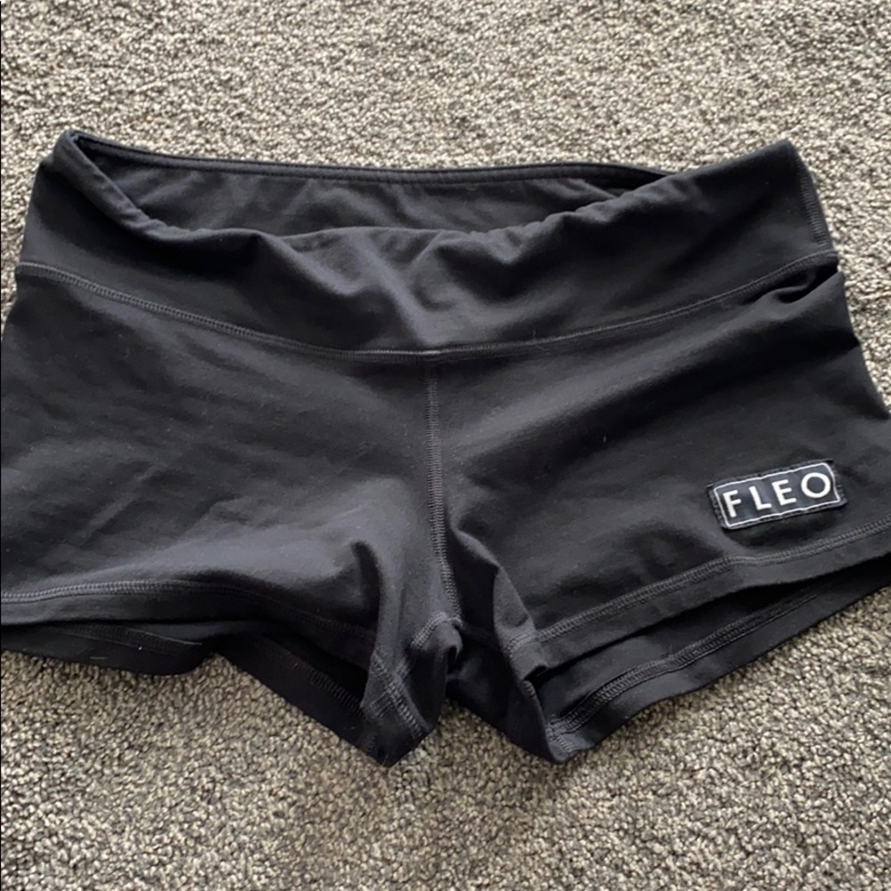 Fleo shorts